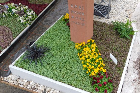 Gärtnerei Diekmeyer in Bremen Grabpflege